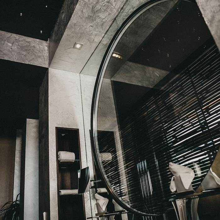 Bathroom in the hotel room of the Linsberg Asia