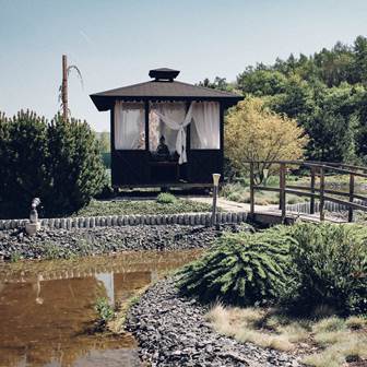 Erleben Sie Ruhe und Entspannung im fernöstlich inspirierten Zen-Garten Zen-Garten des Thermenhotels Linsberg Asia