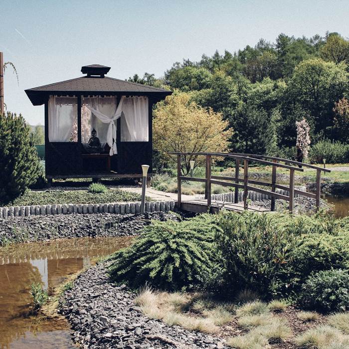 Zen garden of the spa hotel Linsberg Asia