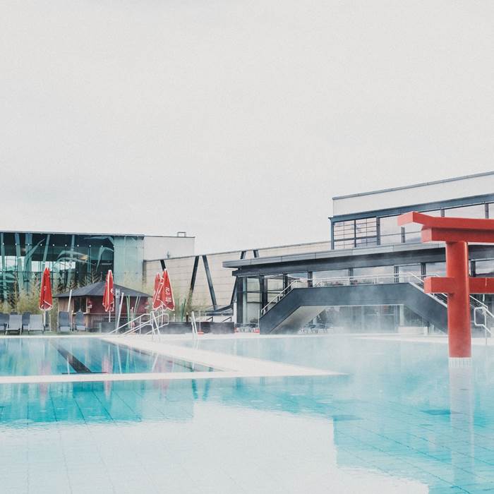 Outdoor area of the spa Linsberg Asia