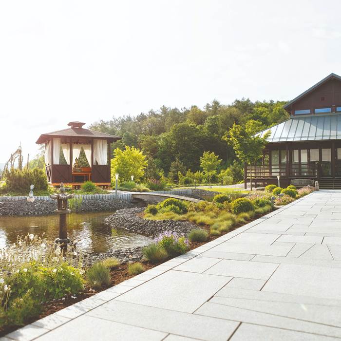 Zen garden of the spa hotel Linsberg Asia